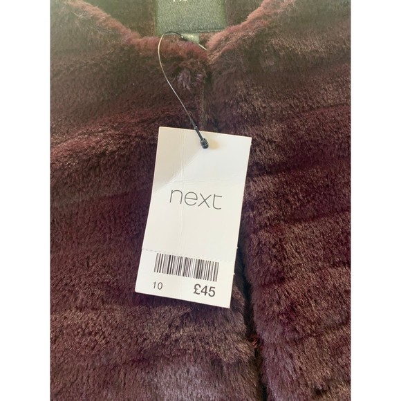 Next fuzzy vest - Picture 4 of 8